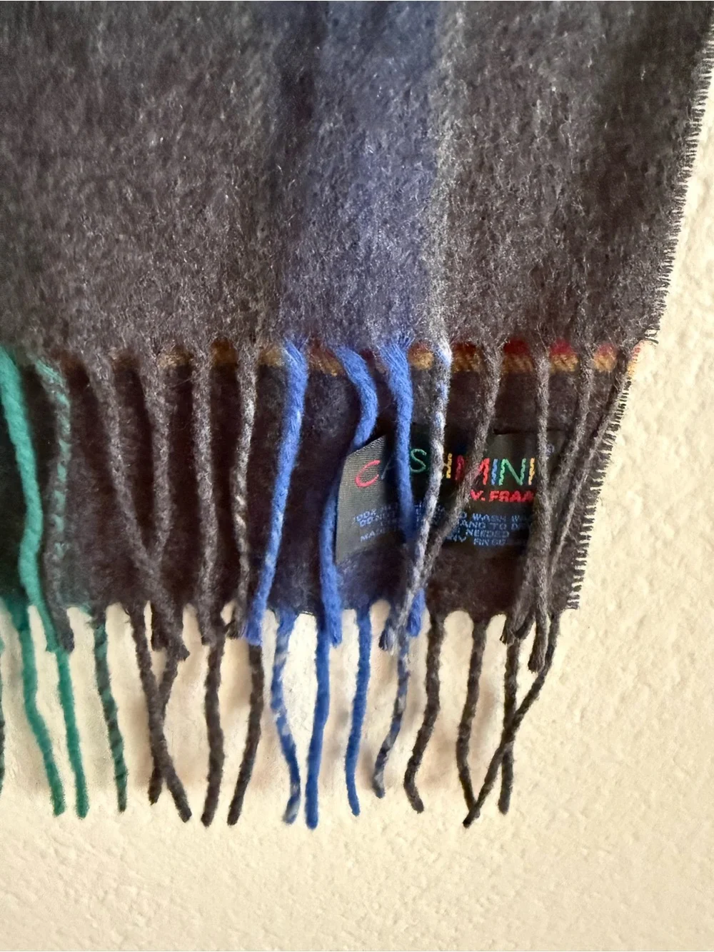 V. FRAAS soft scarf